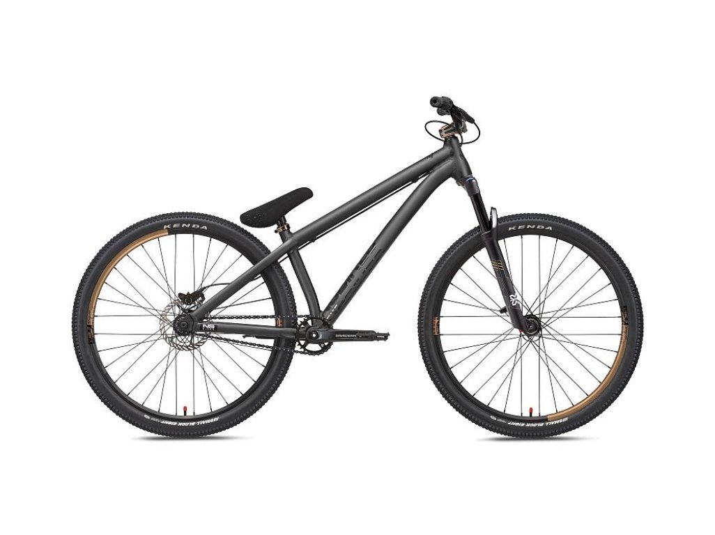 NS Bikes Movement 1 Black - Limited - 1 kus