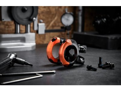 Plus 35 Stem | 40mm Length | 0 Rise | Black with Naranja Clamps